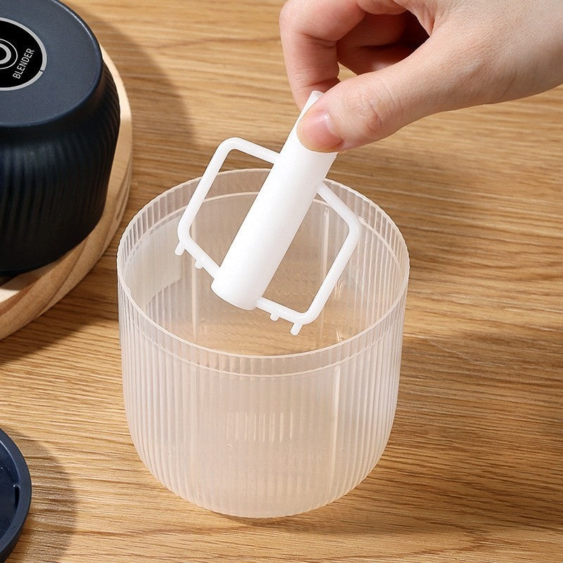 Electric Garlic Chopper, Mini Portable Veggie Chopper, 250ML Garlic Grinder Masher Onion Grinder, Blender To Vegetable, Wireless Food Processor For Ginger, Chili, Fruit, Meat